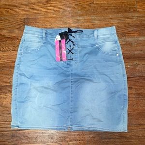 Material Girl Denim skirt
